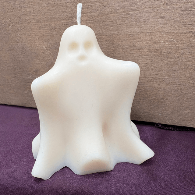 Handmade Spooky Yet Cute Ghost Candle – Custom Colour & Scent Options 👻