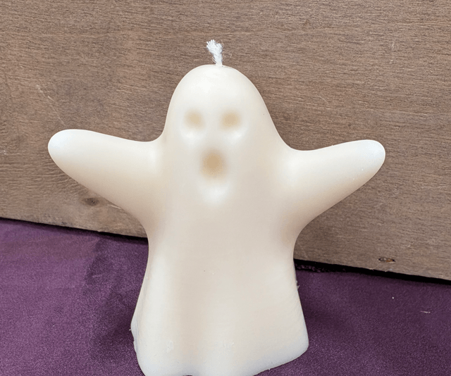 Handmade Spooky Yet Cute Ghost Candle – Custom Colour & Scent Options 👻