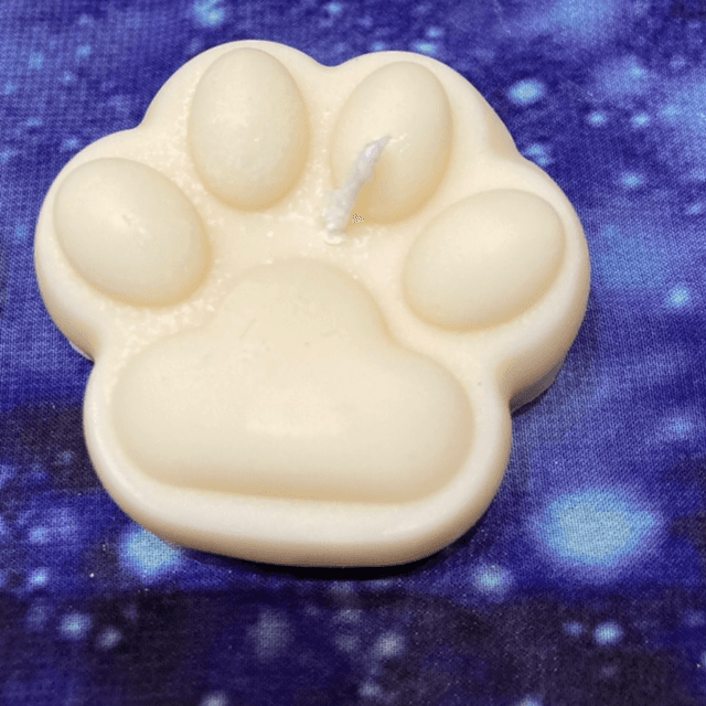 Handmade Paw Print Candle 🐾 